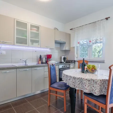 Holiday home Ruza - Pul503 By Interhome